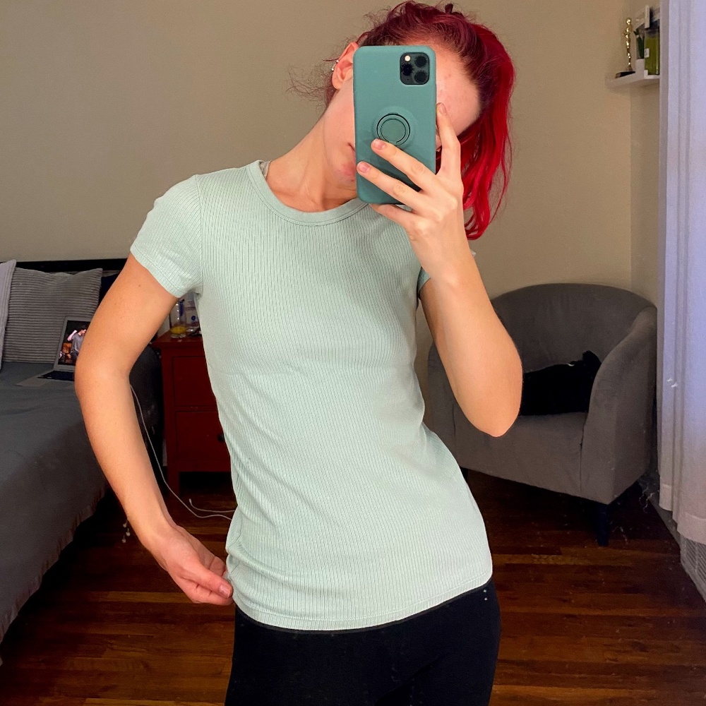 Uniqlo T-shirt